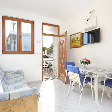 Appartement By The Sea Slatine, Ciovo - 13298 Trogir